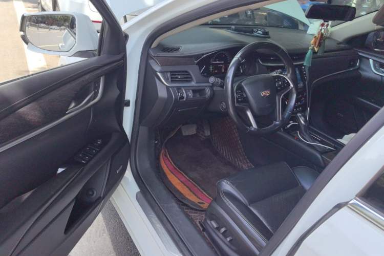 Used Cadillac XTS 2018 28T Elite Edition Driver Seat
