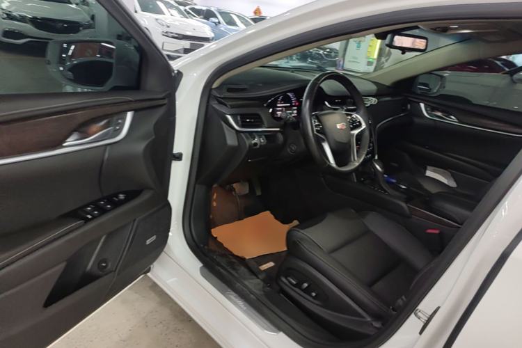 Used Cadillac XTS 2018 28T Elite Edition Driver Seat