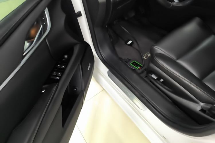 Used Cadillac XTS 2018 28T Tech Edition Driver Seat