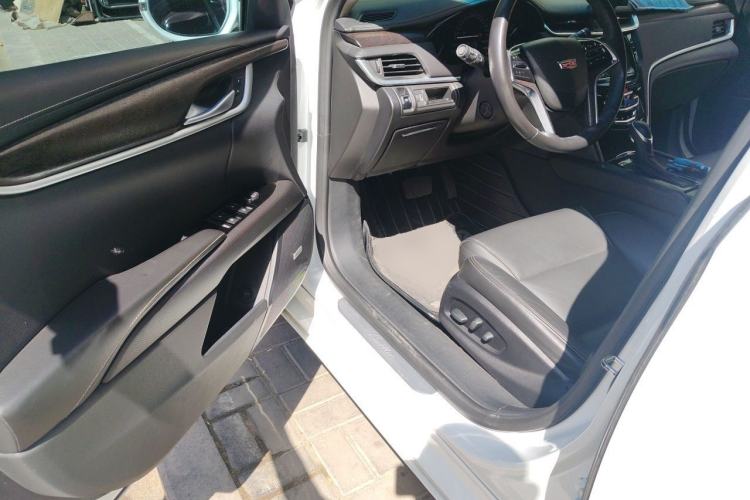 Used Cadillac XTS 2018 28T Elite Edition Driver Seat