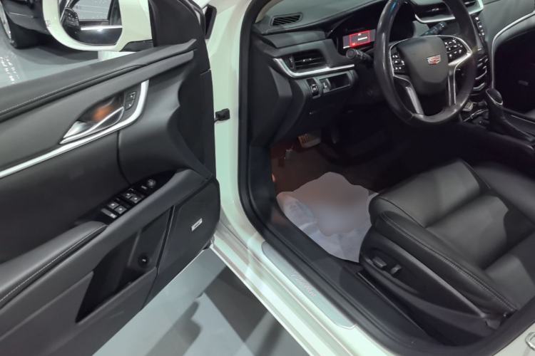 Used Cadillac XTS 2018 28T Tech Edition Driver Seat