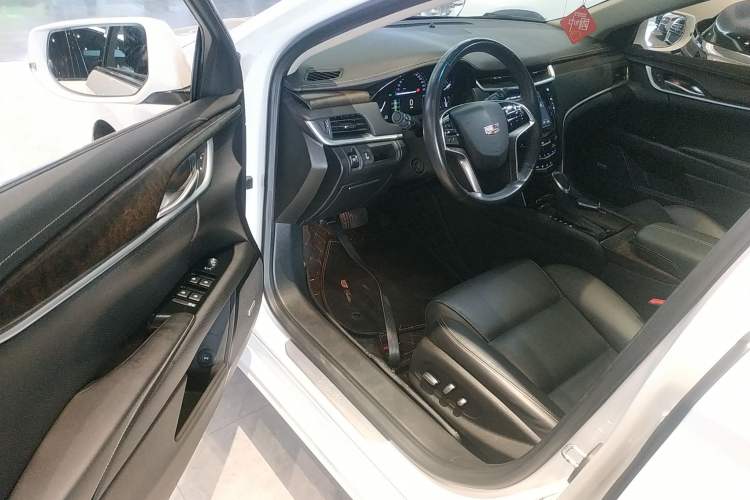 Used Cadillac XTS 2018 28T Elite Edition Driver Seat