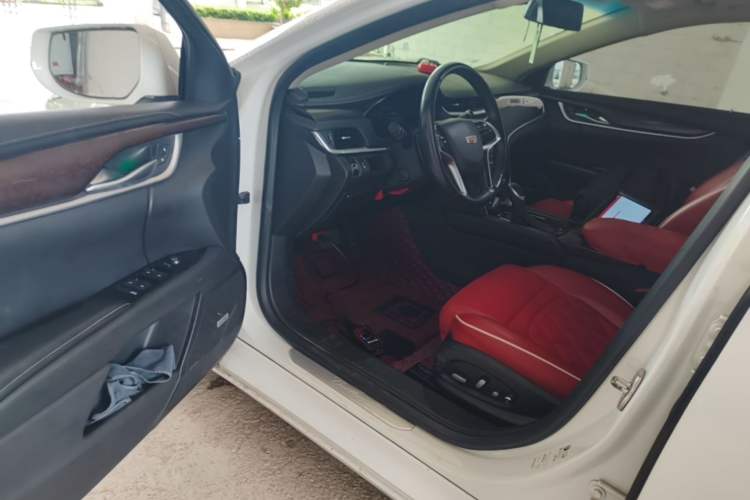 Used Cadillac XTS 2018 28T Elite Edition Driver Seat
