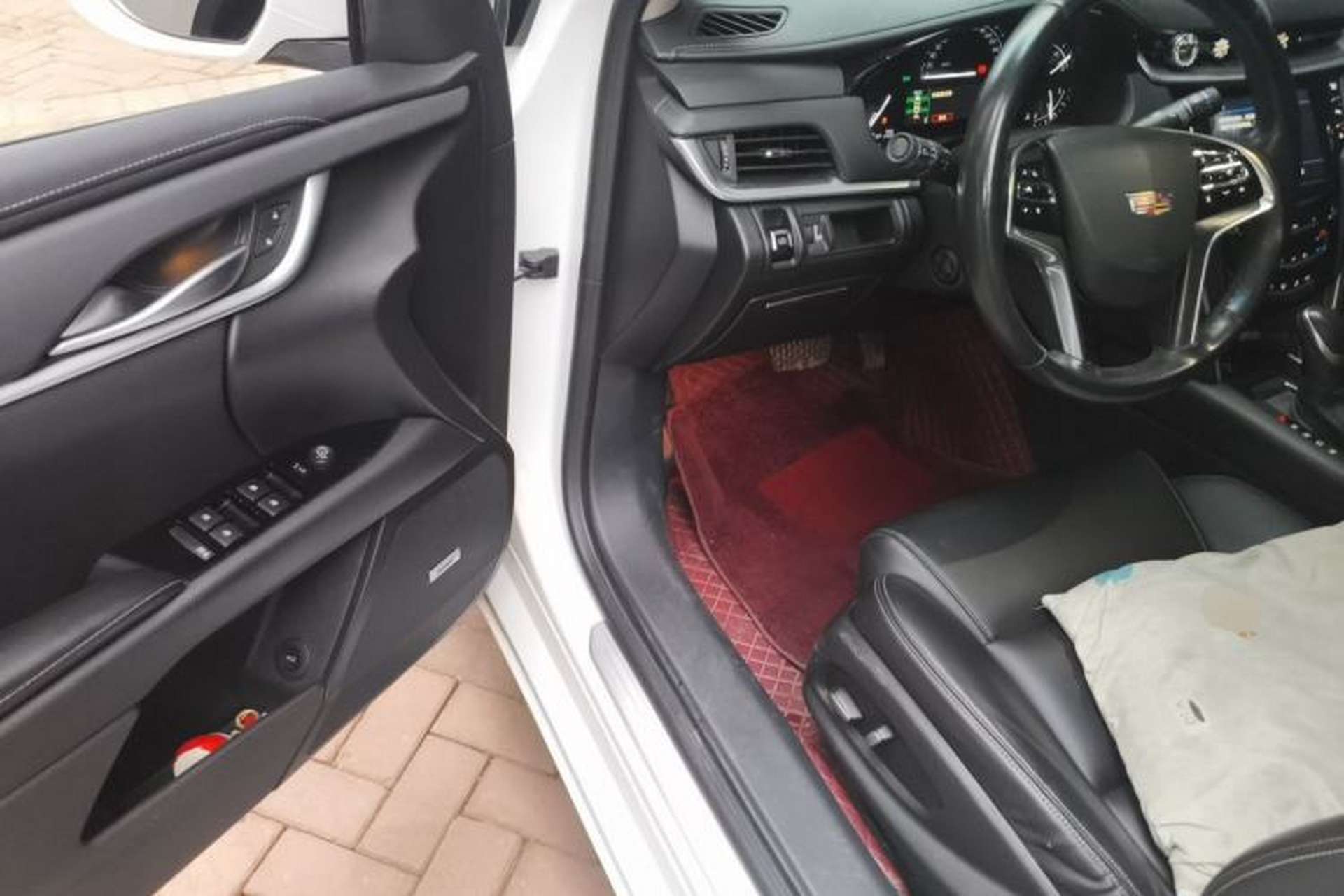 Used Cadillac XTS 2018 28T Tech Edition Driver Seat