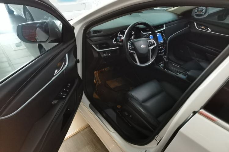 Used Cadillac XTS 2018 28T Tech Edition Driver Seat