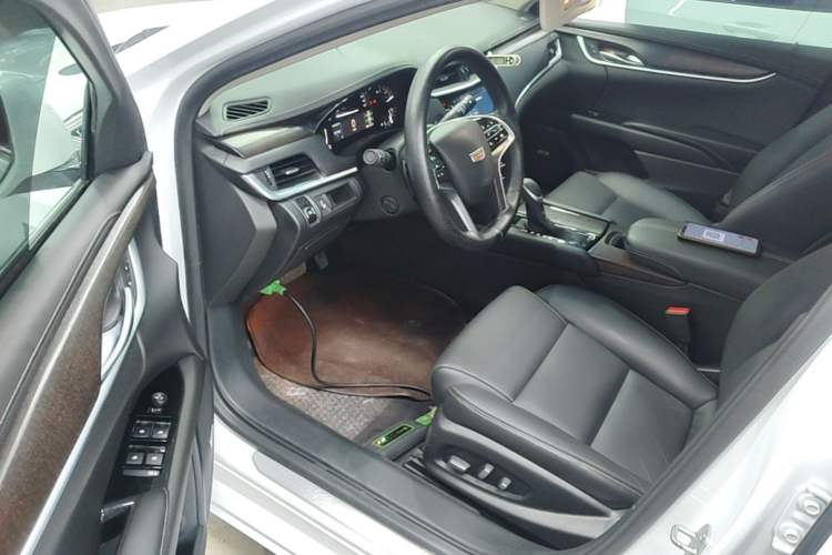 Used Cadillac XTS 2018 28T Elite Edition Driver Seat