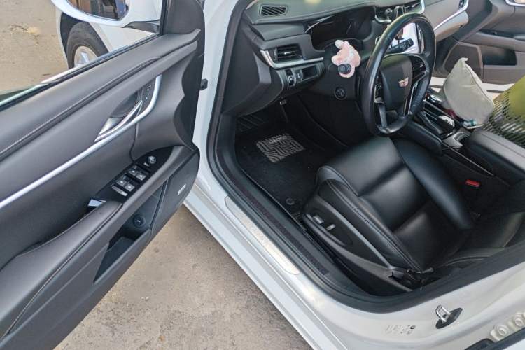 Used Cadillac XTS 2018 28T Tech Edition Driver Seat