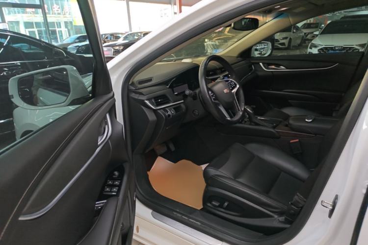 Used Cadillac XTS 2018 28T Tech Edition Driver Seat