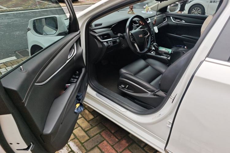 Used Cadillac XTS 2018 28T Tech Edition Driver Seat