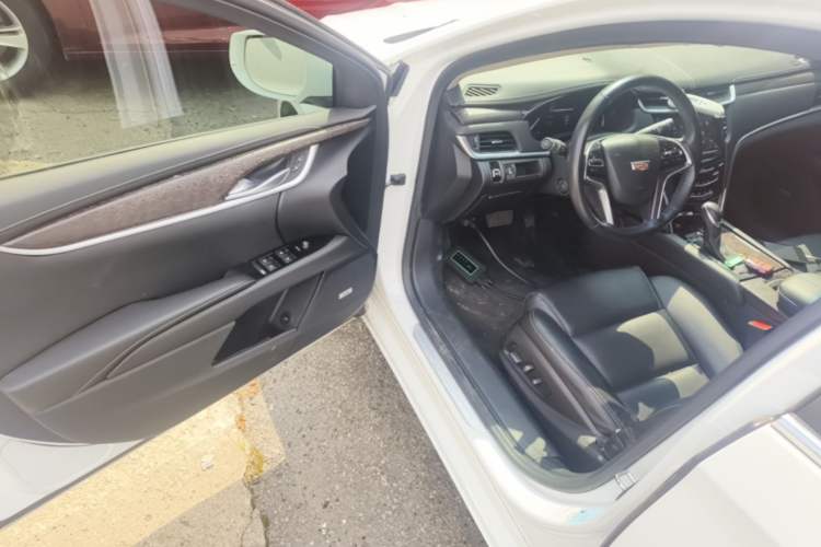 Used Cadillac XTS 2018 28T Elite Edition Driver Seat