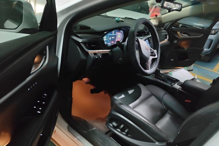 Used Cadillac XTS 2018 28T Luxury Edition Driver Seat
