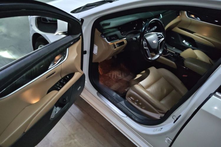 Used Cadillac XTS 2018 28T Luxury Edition Driver Seat