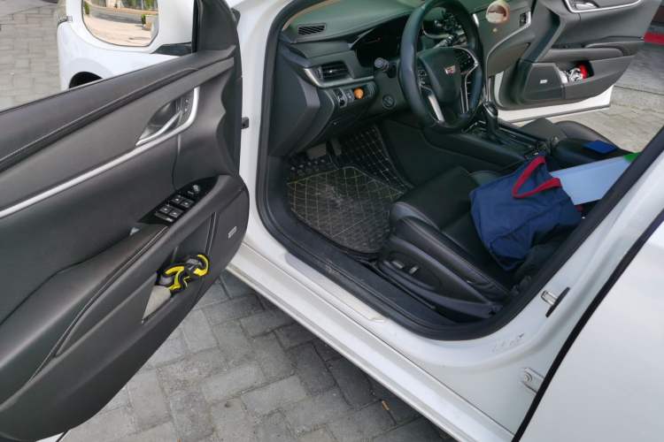 Used Cadillac XTS 2018 28T Tech Edition Driver Seat