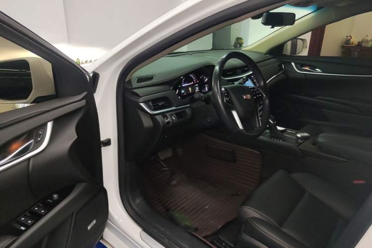 Used Cadillac XTS 2018 28T Tech Edition Driver Seat