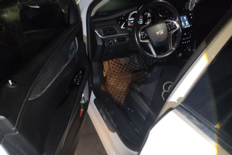 Used Cadillac XTS 2018 28T Tech Edition Driver Seat