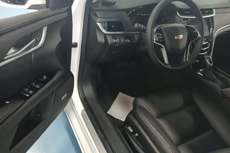 Used Cadillac XTS 2018 28T Tech Edition Driver Seat