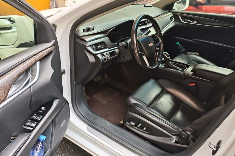 Used Cadillac XTS 2018 28T Elite Edition Driver Seat