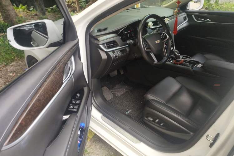 Used Cadillac XTS 2018 28T Elite Edition Driver Seat