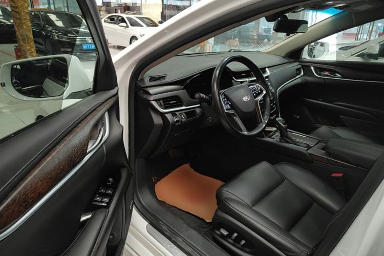 Used Cadillac XTS 2018 28T Elite Edition Driver Seat
