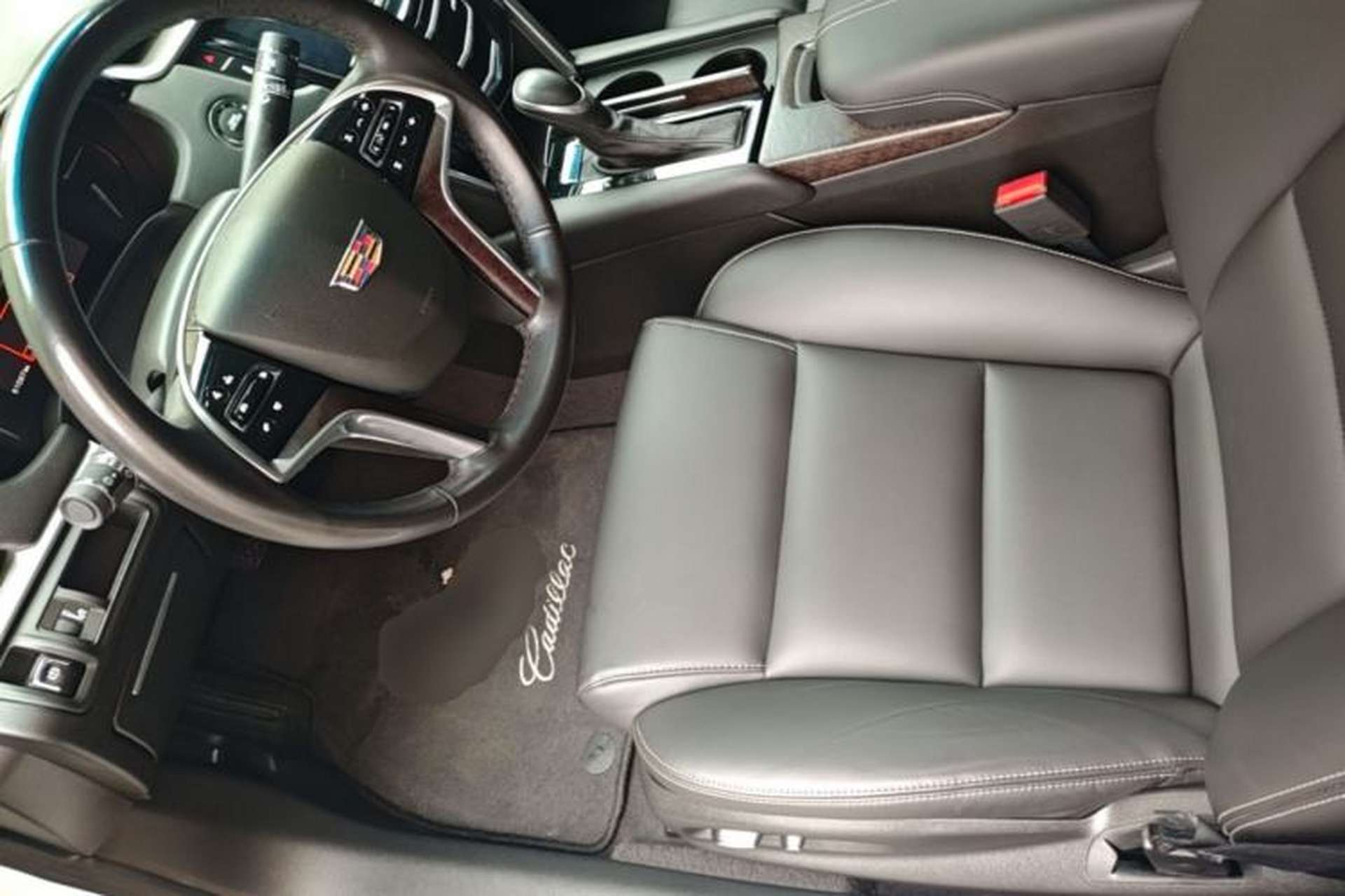 Used Cadillac XTS 2018 28T Tech Edition Driver Seat