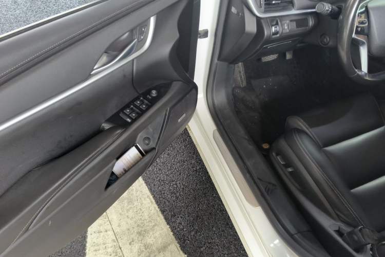 Used Cadillac XTS 2018 28T Tech Edition Driver Seat
