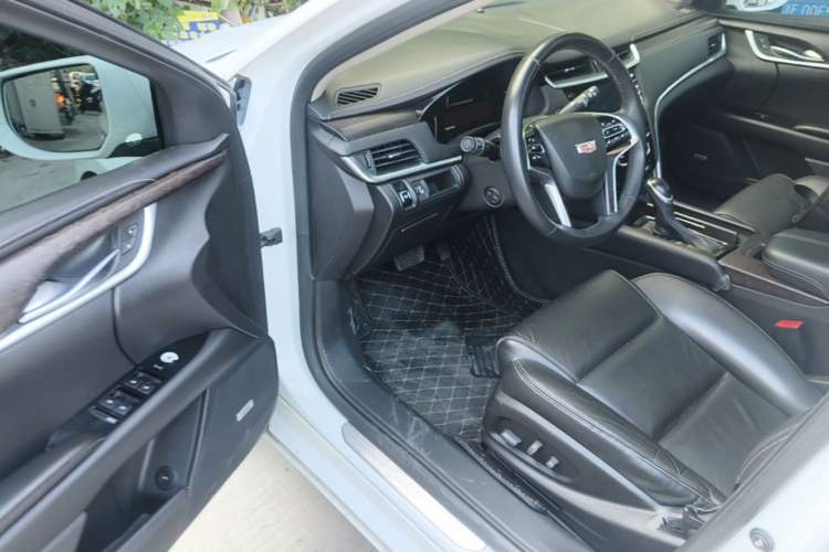 Used Cadillac XTS 2018 28T Elite Edition Driver Seat