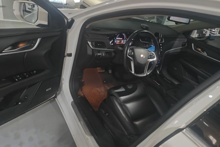 Used Cadillac XTS 2018 28T Tech Edition Driver Seat