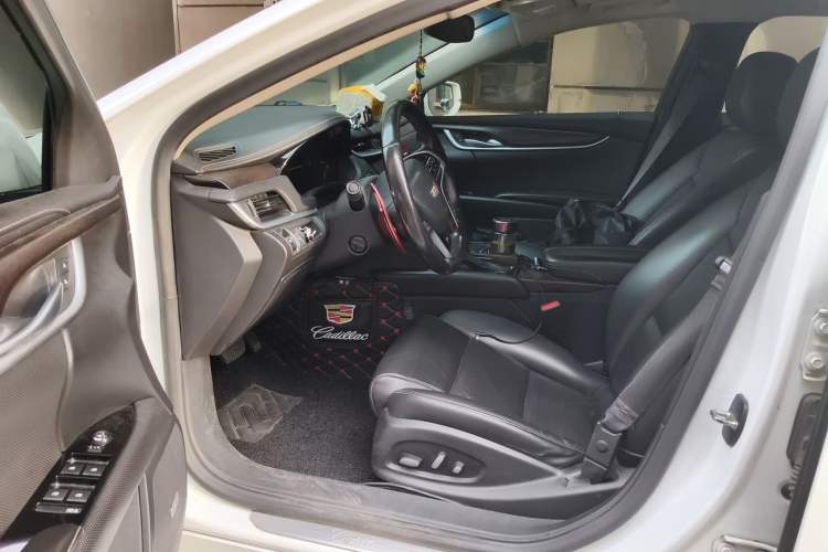 Used Cadillac XTS 2018 28T Elite Edition Driver Seat