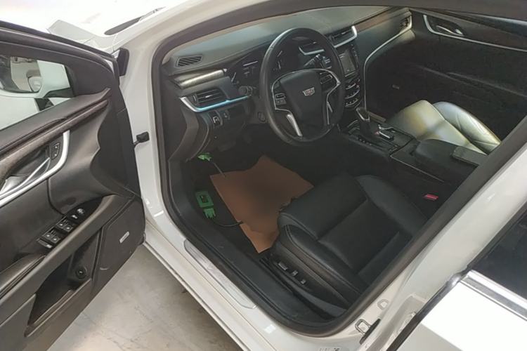 Used Cadillac XTS 2018 28T Elite Edition Driver Seat