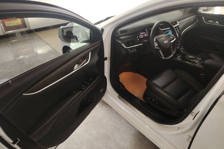 Used Cadillac XTS 2018 28T Elite Edition Driver Seat