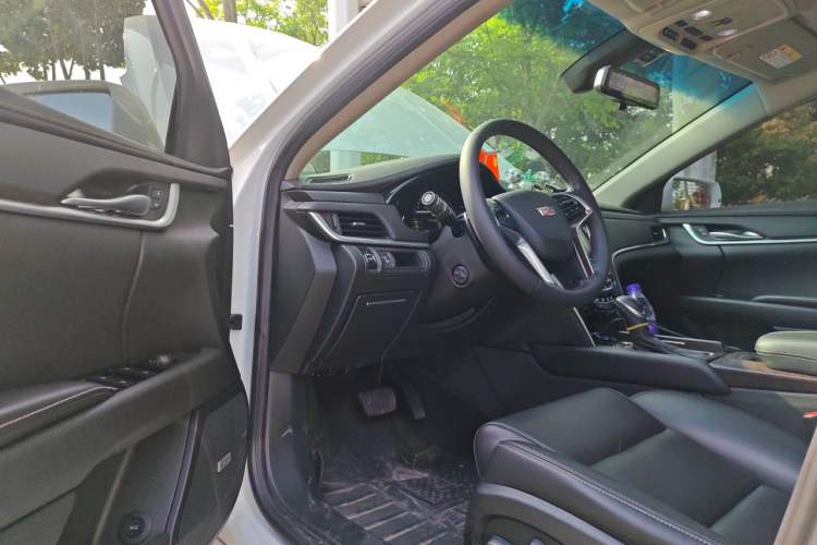 Used Cadillac XTS 2018 28T Tech Edition Driver Seat