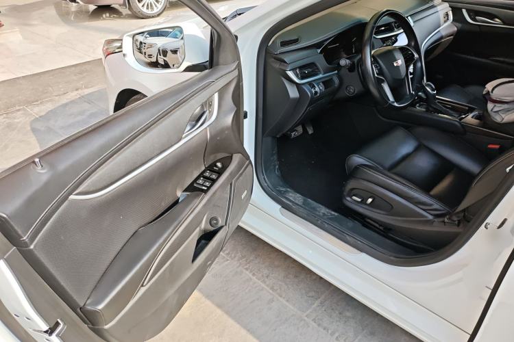 Used Cadillac XTS 2018 28T Tech Edition Driver Seat