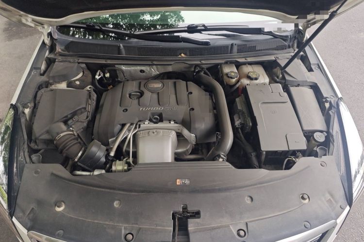 Used Cadillac XTS 2018 28T Tech Edition Engine Bay
