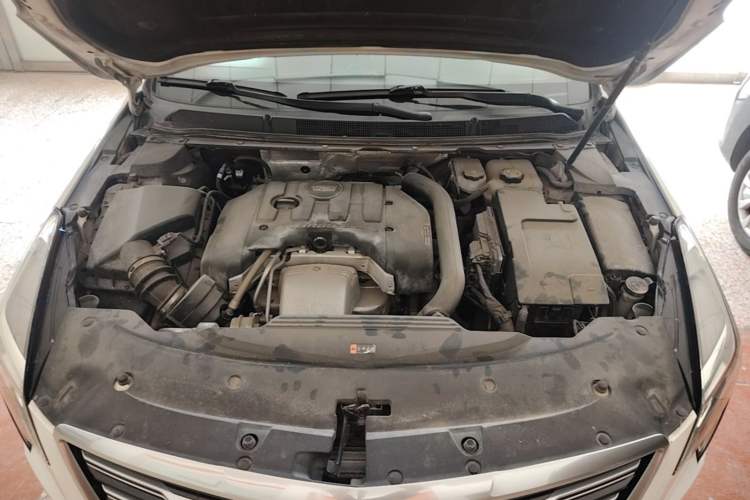 Used Cadillac XTS 2018 28T Elite Edition Engine Bay