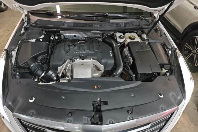 Used Cadillac XTS 2018 28T Tech Edition Engine Bay