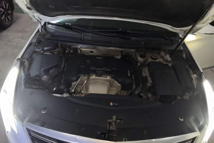 Used Cadillac XTS 2018 28T Tech Edition Engine Bay