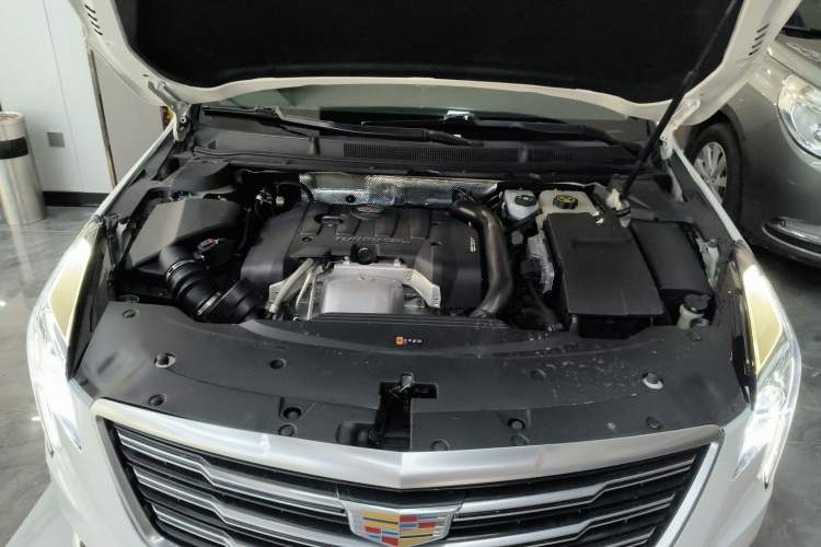 Used Cadillac XTS 2018 28T Tech Edition Engine Bay