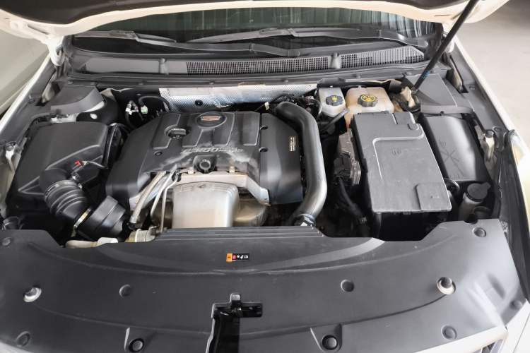 Used Cadillac XTS 2018 28T Elite Edition Engine Bay