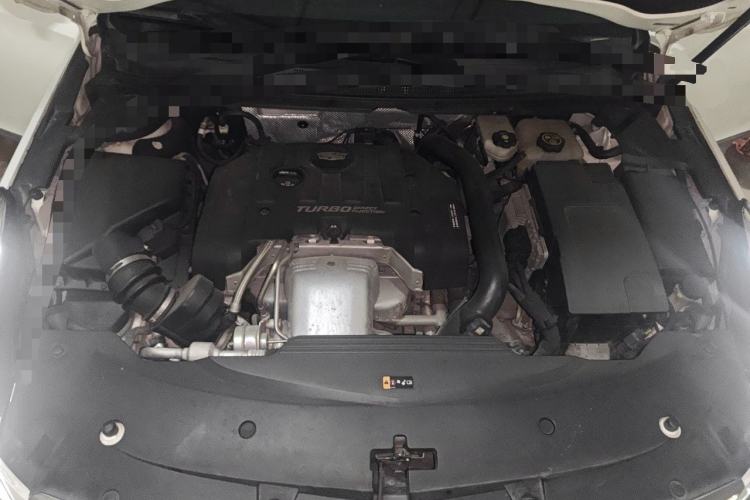 Used Cadillac XTS 2018 28T Elite Edition Engine Bay