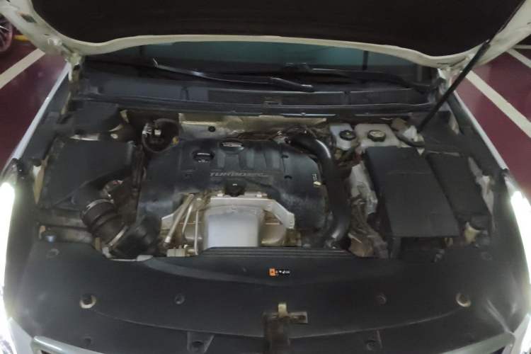 Used Cadillac XTS 2018 28T Tech Edition Engine Bay