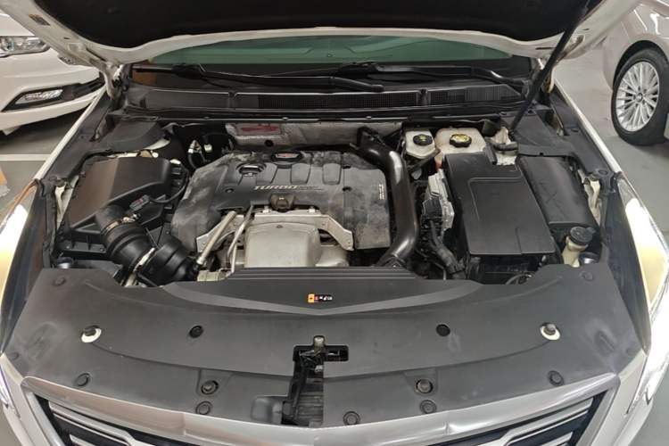 Used Cadillac XTS 2018 28T Tech Edition Engine Bay