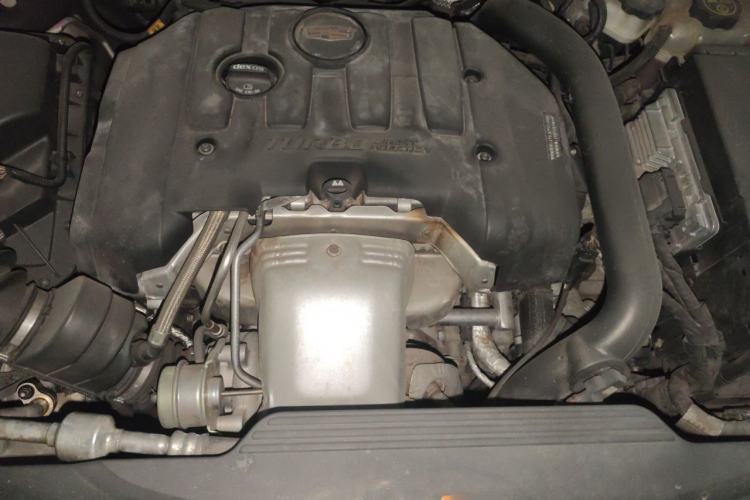 Used Cadillac XTS 2018 28T Elite Edition Engine Bay