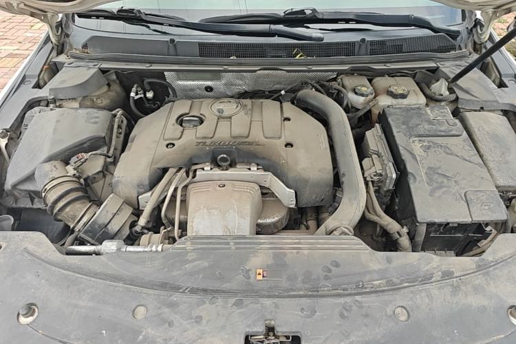 Used Cadillac XTS 2018 28T Tech Edition Engine Bay