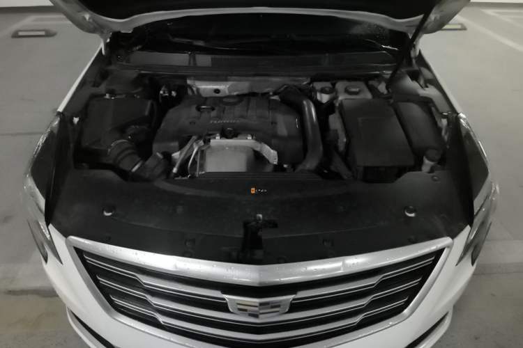 Used Cadillac XTS 2018 28T Tech Edition Engine Bay