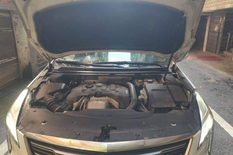 Used Cadillac XTS 2018 28T Elite Edition Engine Bay