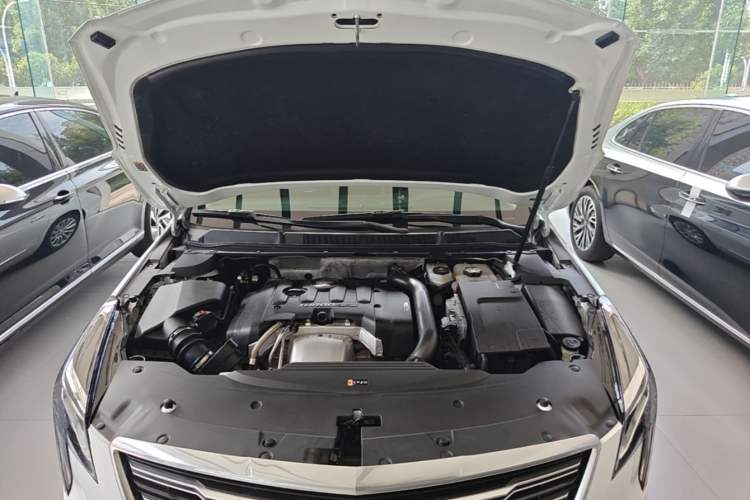 Used Cadillac XTS 2018 28T Elite Edition Engine Bay