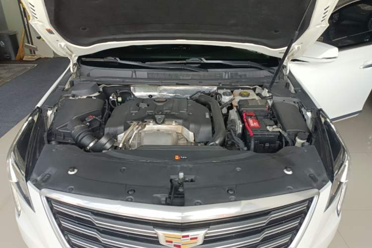 Used Cadillac XTS 2018 28T Tech Edition Engine Bay