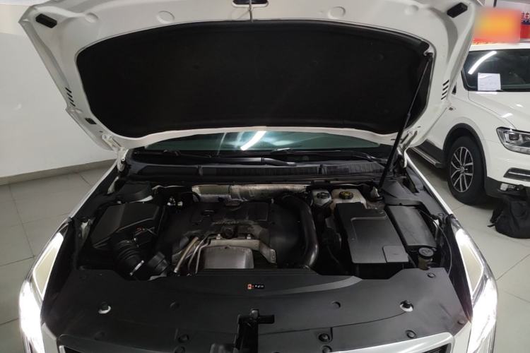 Used Cadillac XTS 2018 28T Elite Edition Engine Bay