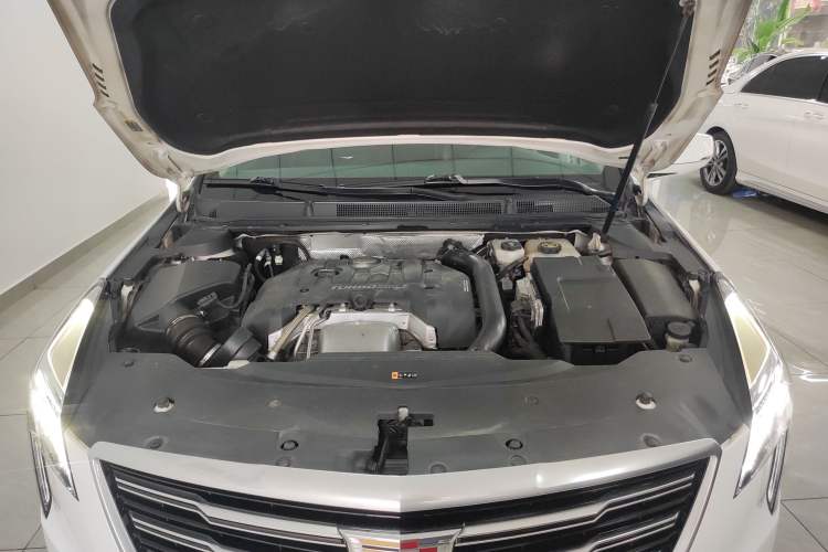Used Cadillac XTS 2018 28T Elite Edition Engine Bay