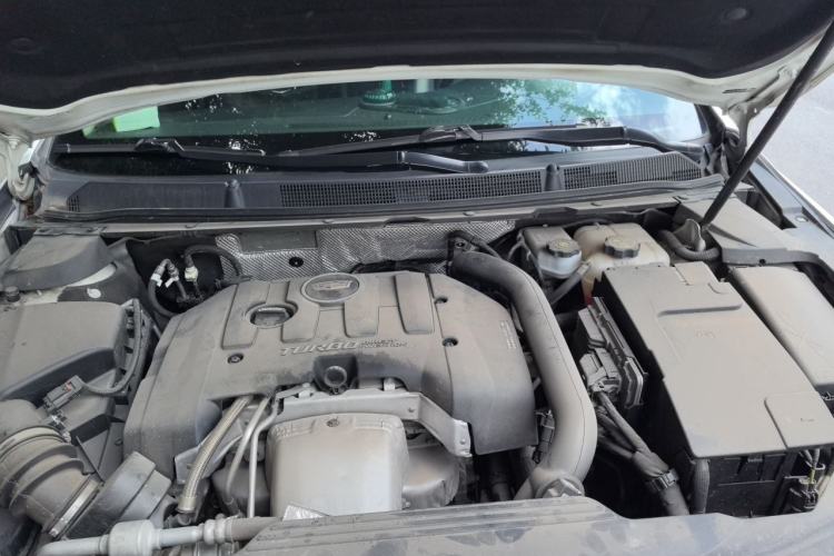 Used Cadillac XTS 2018 28T Elite Edition Engine Bay